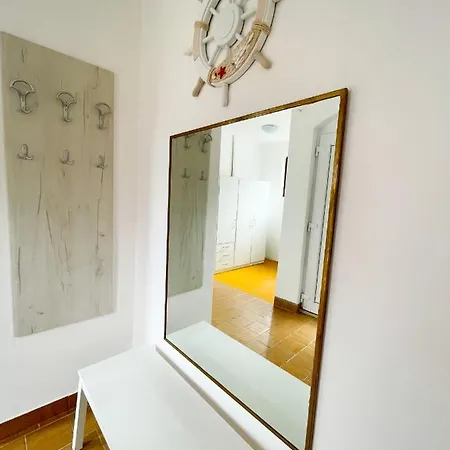 Apartment Spacious Amaros