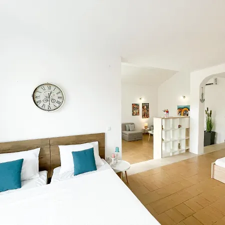 Spacious Amaros